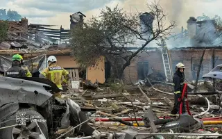 Toll rises to 15 as Russia-Ukraine strikes hit Zaporizhzhia and Sumy