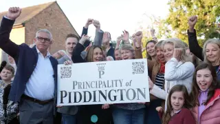 Oxfordshire village votes to secede from UK over migrant housing plan