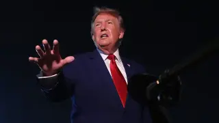 Trump touts 'wall of steel' blockade to control Hormuz