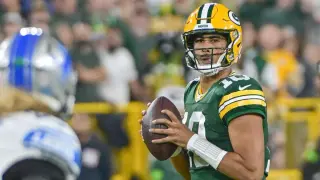 Prisco Bounces Back with Bold Week 7 NFL Picks, Including Patriots Over Bears