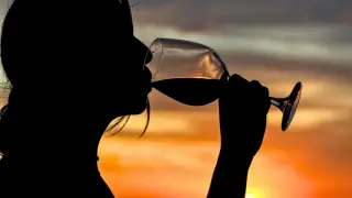 Even Light Drinking May Alter Brain Blood Flow, Study Finds