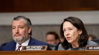 Bipartisan college-sports bill gains momentum despite SEC, Big Ten hesitation