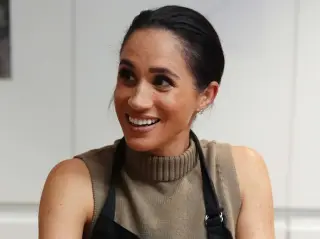 Meghan Markle Dances in the Kitchen in Cheeky Tee, Filmed by Prince Harry