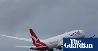 Qantas Bans Passenger After Alleged Bite Forces Tahiti Diversion on Melbourne–Dallas Flight