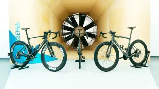 Aero gravel showdown: Crux 5 edges rivals in wind tunnel test as Argon 18 leads bike-only