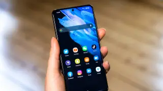 One UI 9 Stable Arrives for Galaxy S25 and Z7 Series, Expanding Customization Options