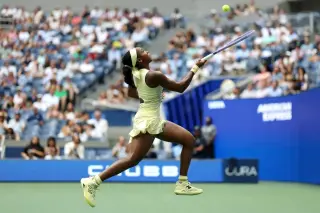 Gauff survives Andreeva scare to reach US Open semifinals