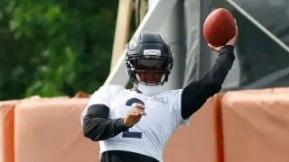 Bryant's arrival could be the missing ingredient for the Bears' defense