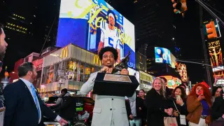 Daniels’ Camp Denies Heisman Return Request as LSU Negotiations Continue