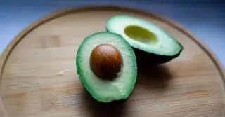 Daily avocado linked to lower glycemic load, study suggests