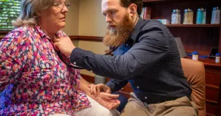 Cash-based osteopathic doctor brings hands-on care to Earl Township's Plain community