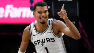 NBA 2026-27 Preview: Wembanyama Dominates Award Predictions as Spurs and Knicks Lead Power Rankings