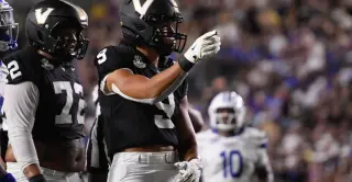 Eagles target upside with Vanderbilt TE Eli Stowers at 54