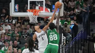 Wembanyama, Gobert Lead 2025–26 NBA All-Defense Teams