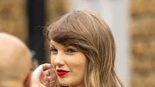 Taylor Swift Debuts Shoulder-Length Clavi-Cut After Wedding