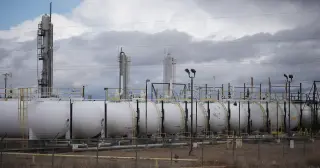 US Data Centers Fuel a Gas-Power Surge for AI Expansion