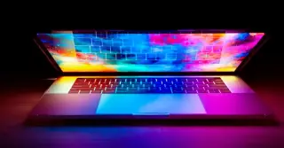 Apple's New MacBook Pro to Feature OLED, Touch, and Major Weight Reduction