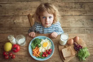 Infant nutrition linked to lower adolescent IQ, comprehensive review finds