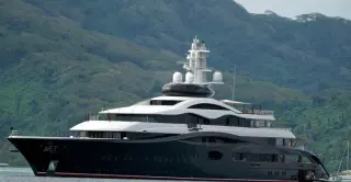 Wilderness Legacy rescues stranded skiff as Zuckerberg's yacht sits nearby