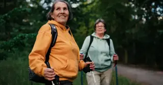 Modest Daily Walking Targets Linked to Slower Alzheimer's Progression and Lower Neurological Risks