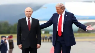 Bipartisan Senate Push Intensifies as Trump Defends Russian Diesel Import Deal