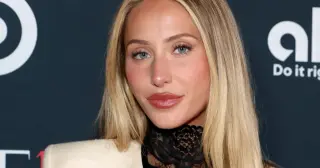 Alix Earle's Reality Show Teases Family Drama and an Alex Cooper Feud