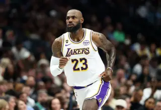 LeBron James Signs with the Sixers, Targeting a Championship Run