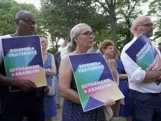 France approves assisted dying under strict safeguards, blocks teen social media ban