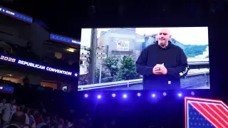 Fetterman's Secret GOP Convention Cameo Sparks Bipartisan Buzz