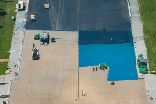 Trump’s Reflecting Pool Renovation Under Scrutiny: Size, Timing, and Costs Don’t Add Up