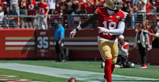 49ers Survive Ugly 24-14 Win Over Broncos, Relying on Kittle and Samuel