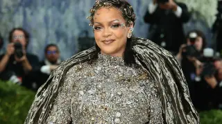 Rihanna lights up Barbados Crop Over with a flamboyant feathered carnival look
