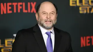 Jason Alexander apologizes for 2012 sketch with Courtney Stodden