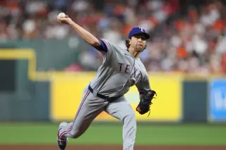 DeGrom Declines Waiver, Rangers Stand Pat on Trade Talks