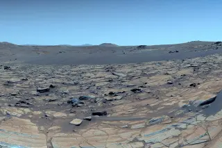 Perseverance crafts ultra-sharp panorama of Martian terrain from Falbreen