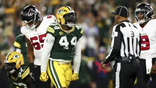 Packers Lose Key Starters Franklin and Rhyan to Injuries Before Thursday Night Game