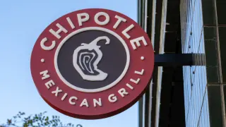 Chipotle Q3 Earnings Miss on Margin Pressure Despite Sales Growth