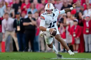 Auburn's Late Kick Ends Georgia's Reign as Top Ranked Teams Fall in Back-to-Back Weeks