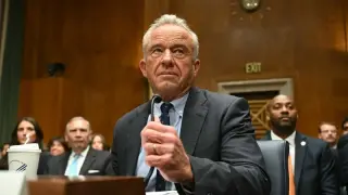 Trump drug-price math defies logic, RFK Jr. and Oz defend it