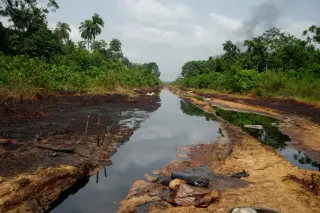 Illicit oil siphoning in Nigeria's Niger Delta kills 37 with toxic fumes