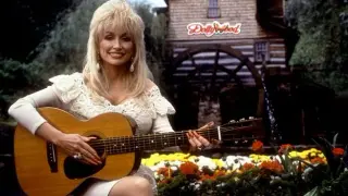  tracing Dolly Parton's Tennessee roots to Dollywood