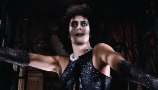 Tim Curry’s Unforgettable Run: Ten Roles That Shaped His Legend