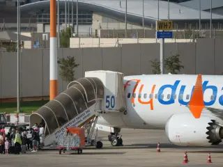 Flydubai Flight Diverts to Saudi Arabia After Co-Pilot Stabs Captain, Attempting Crash