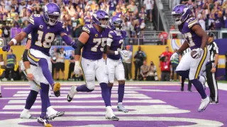 Week 2 NFL Odds and Expert Bets Take Center Stage Across All Games