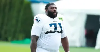 Patriots place Onwenu on IR, promote Wishnowsky after ankle fracture