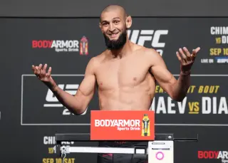 Chimaev Comes in Lighter Than Woodley for RAF Moscow Main Event