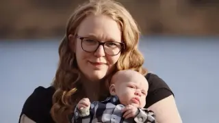 Tennessee Mother of 35 Becomes Grandmother After Daughter’s Teen Pregnancy