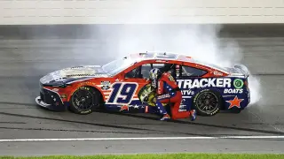 Briscoe's Fourth of July Victory Sparks Patriotism Buzz in NASCAR
