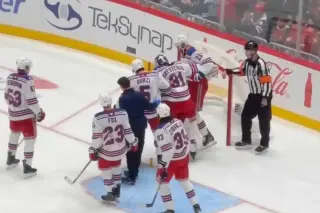 Rangers' Igor Shesterkin Out for Season After Scary Lower-Body Injury vs. Capitals