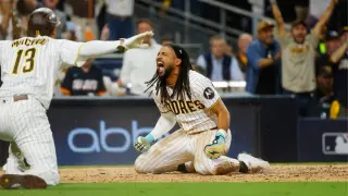 Padres' Post-All-Star Surge Sets Up NLDS Clash With 103-Win Brewers